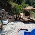 Baharoglu Life House Faralya Lodge *