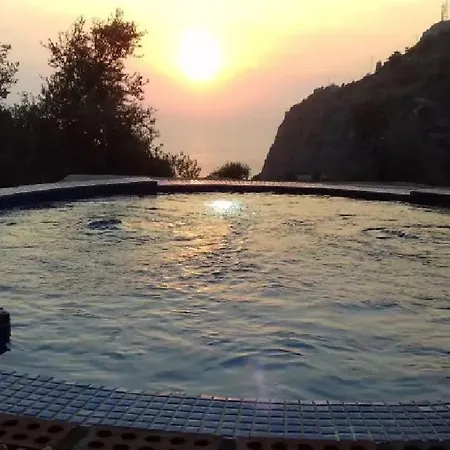 بيت خشبي Baharoglu Life House Faralya *