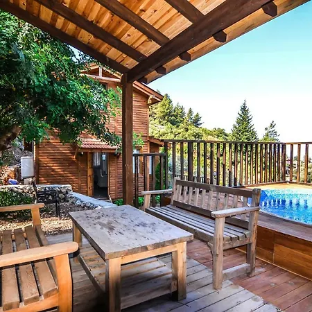 Baharoglu Life House Faralya بيت خشبي *